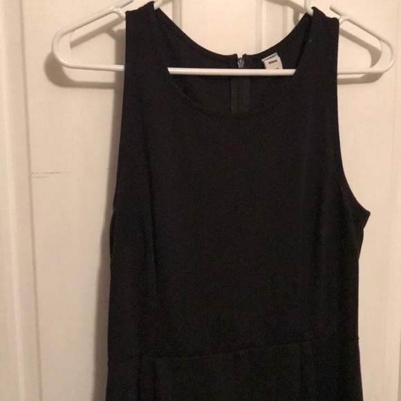 Black sleeveless dress - Picture 2 of 3